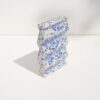 wit blauw gespikkeld keramiek zeepbakje met zigzagprofiel