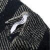 handdoek PUEBCO zwart met zwart/wit ruit van recycled stof close up van weefsel