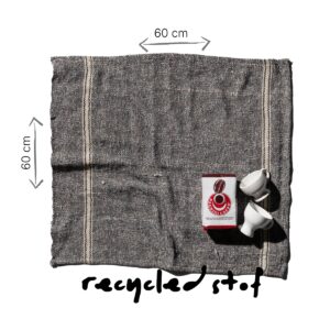 handdoek PUEBCO grijs met wit streep van recycled stof met maatvoering