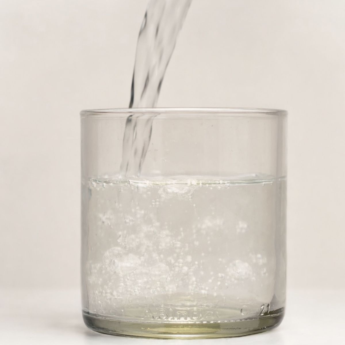 Rebottled tumbler short, 1 stuk, helder glas met spa roos